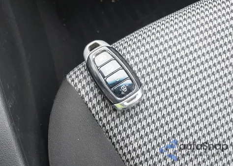 2021 Hyundai Kona Sel from USA, damaged, VIN KM8K2CAA8MU740188